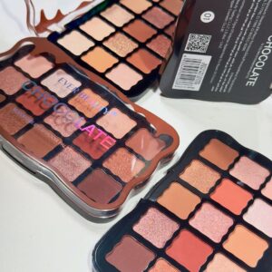 EVER BEAUTY Chocolate Eyeshadow Palette